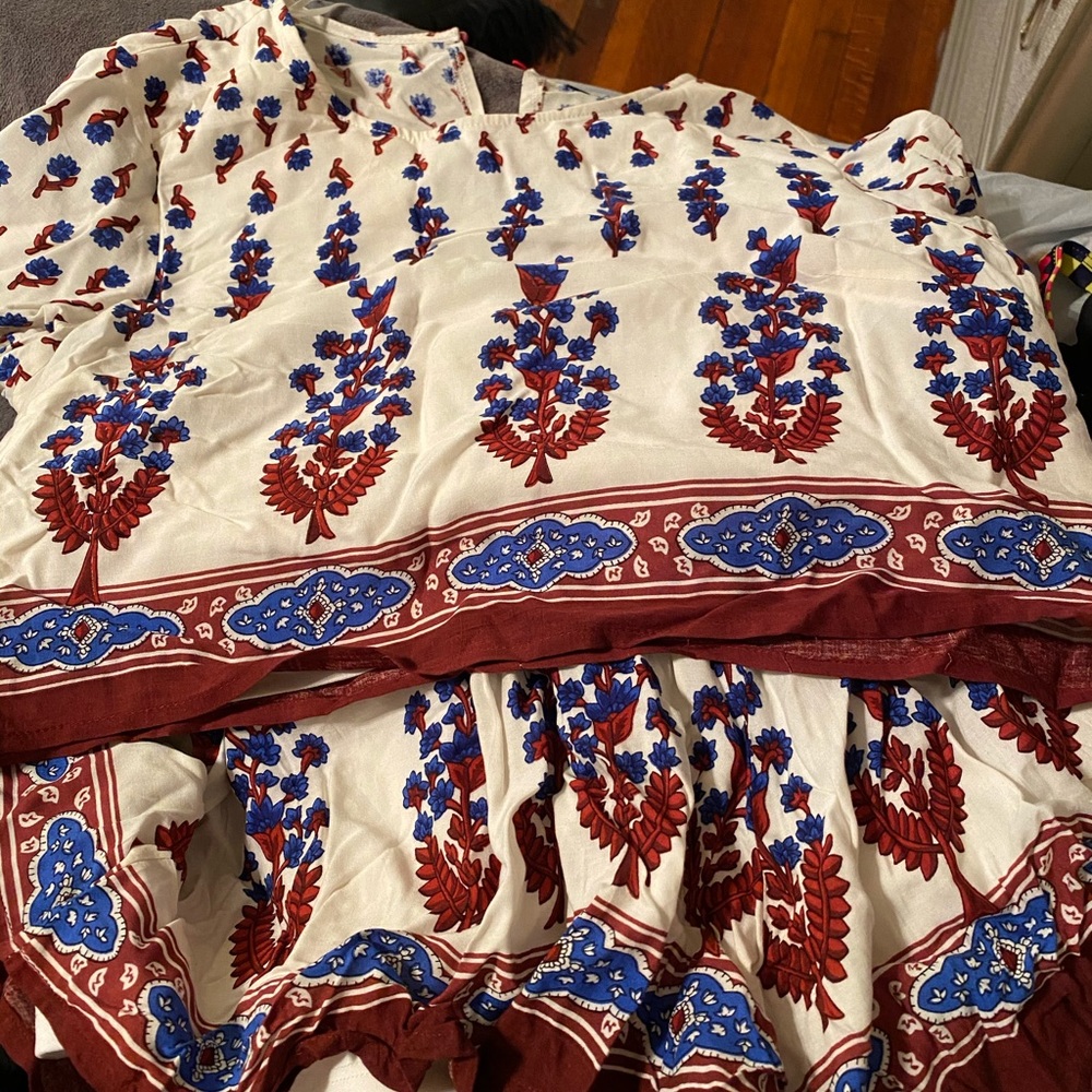 Two Piece Set - Picture 2 of 3